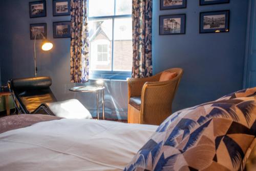 Hill View House - image 12