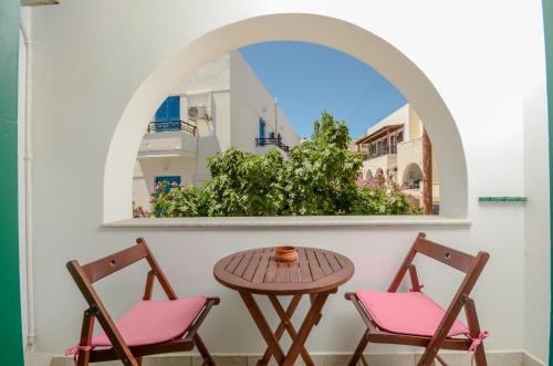 simos luxury apartments in เกาะแนโซส