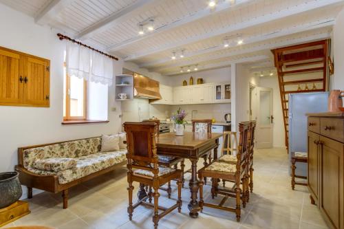 köök, House Mihaela in Miholašćica