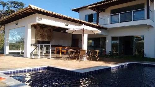 CASA UTOPIA ESCARPAS do LAGO
