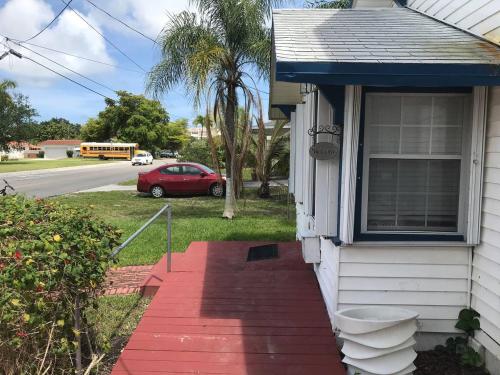 Beautiful Property in Hallandale Beach!!! - main image