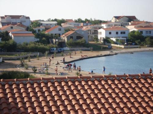 Apartments by the sea Vir - 13104