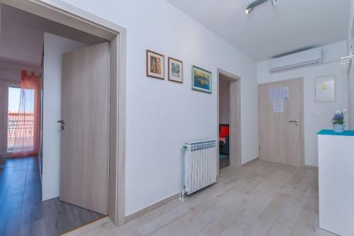 Apartment Adrian - image 13