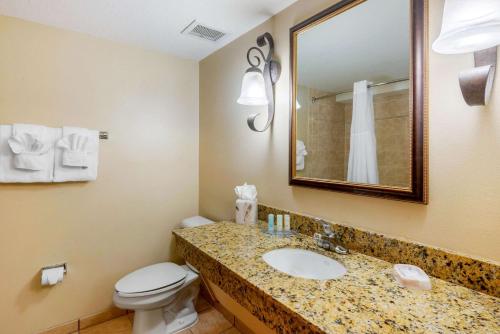 Clarion Inn Ormond Beach at Destination Daytona in Ormond Beach, USA