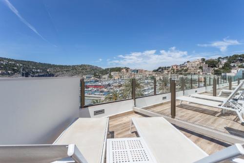 ระเบียง/ชานเรือน, เฟร์กุส สไตล์ โซเยร์ บีช (FERGUS Style Soller Beach) in ปอร์ต เด ซอเยอร์