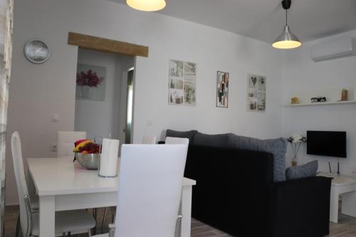 Chalet carril de los pareja - image 6