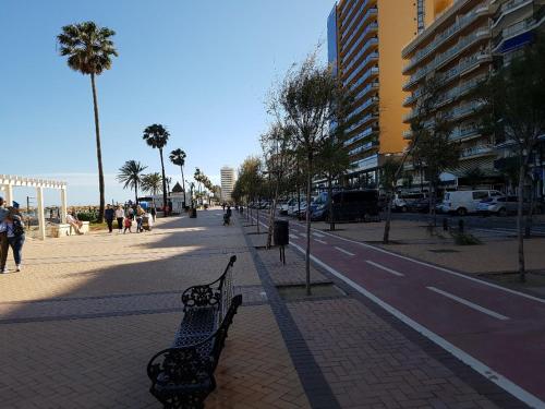 Fuengirola, Los Boliches - Nice Studio Right on the Beach.