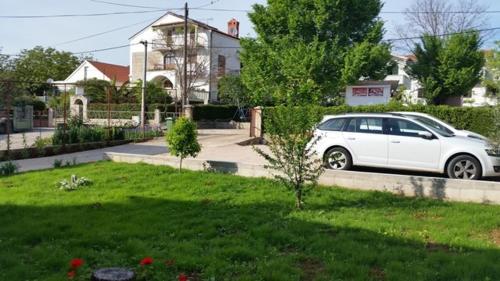 Family apartment Mare - image 11