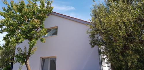 Family apartment Rita - image 4