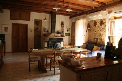 Rosacanina B&B – Torchiara, UT