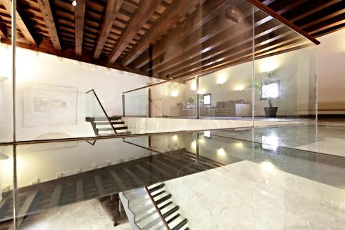 Bankett-terem, Petit Palace Hotel Tres near Székesegyház