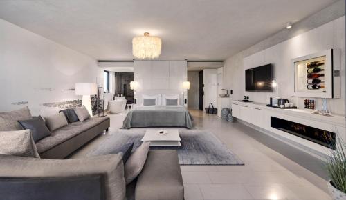 Quellenhof Luxury Resort Lazise - image 12