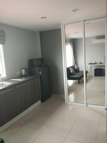 Asia's Beach Apartments in Bang Saray