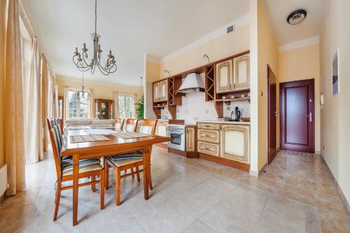 Dapur, Zachod Slonca, Sun & Snow in Mielno