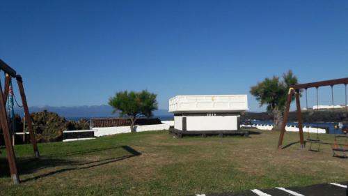 Azores Hibiscus House - Mountain and Sea in ไฟอาล ฮอตา