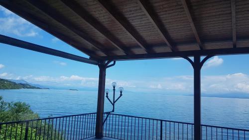 Family Room with Lake View image 9