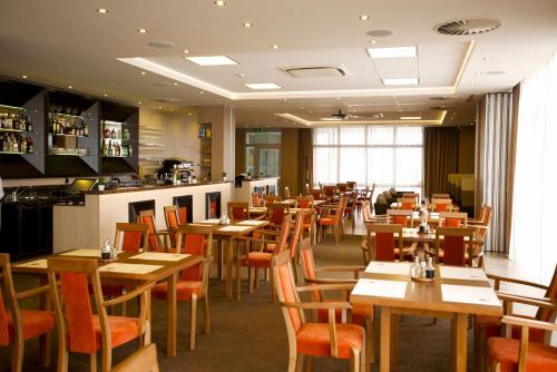 ห้องอาหาร, Kosice Hotel in โคซิเช