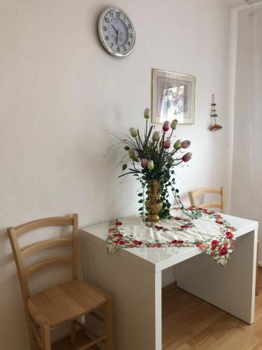 2 Privatzimmer , Dusche /WC nahe Köln (2 Privatzimmer , Dusche /WC nahe Koln) in Frechen