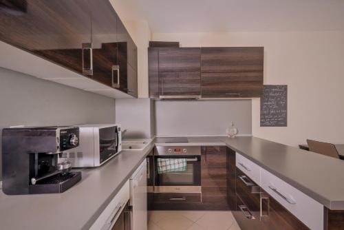 Vitosha View One Bedroom Apartment by Flat Mаnager, Sofia (Foto 9)