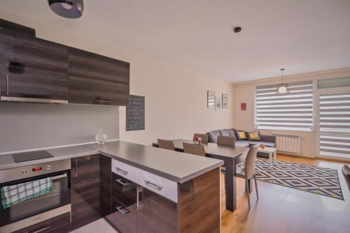 Vitosha View One Bedroom Apartment by Flat Mаnager, Sofia (Foto 10)