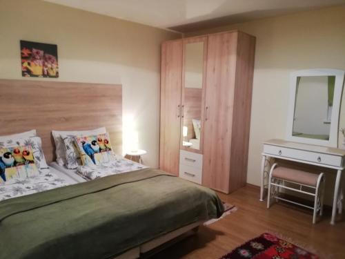 Three-Bedroom Apartment image 8