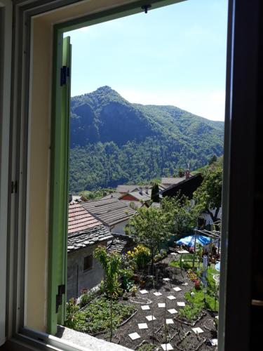 cà dà Pina (ca da Pina) in Trarego Vidžiona