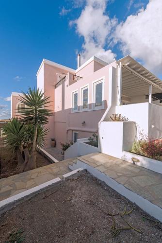 Villa Arokaria