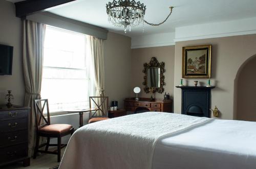 The Carden Arms - image 6