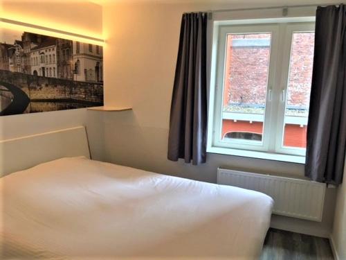 Canalview Hotel Ter Reien - main image