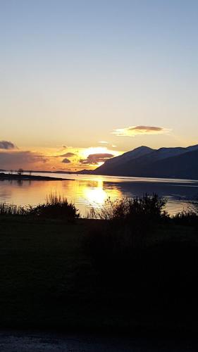 Fort William loft on shore front with amazing views