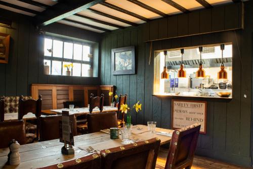 The Carden Arms - image 2