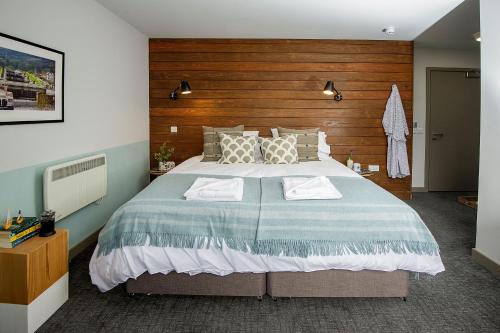 Lock Chambers, Caledonian Canal Centre in Fort Augustus Town Center