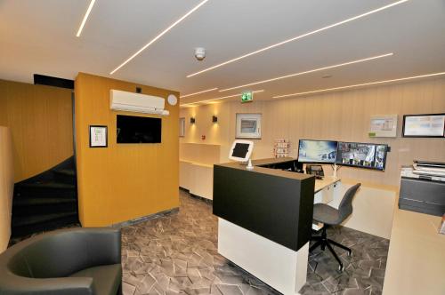 Cityview Hotel - image 14