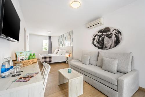 Hotel Vibra Lei Ibiza - Adults only  in 伊比薩島