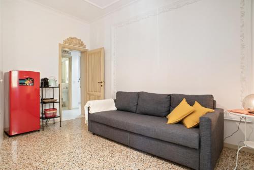 San Giovanni in Monte Apartment - image 8