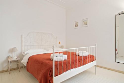 San Giovanni in Monte Apartment - image 12