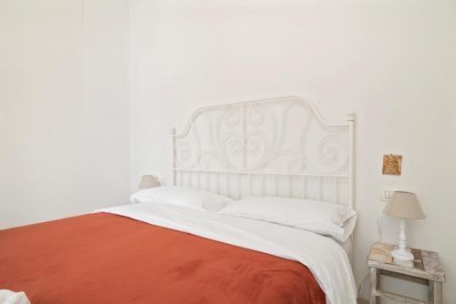 San Giovanni in Monte Apartment - image 2