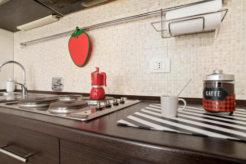 San Giovanni in Monte Apartment - image 5