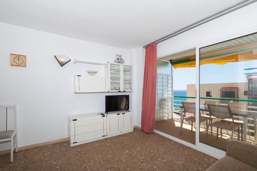 UHC Paradis Apartments - Tap to explore photos