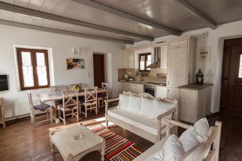  Stone House-Athina in Peletá