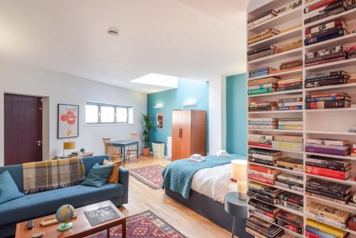 Gorgeous, Spacious Studio, Greenwich/cutty Sark By Guestready, Kingsbury, London