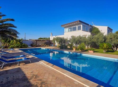 villa di lusso con piscina
