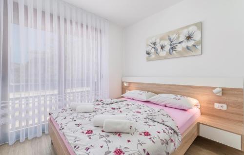 Apartments Hana in Funtana - image 7