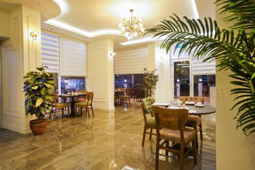 Restaurant, Aurasia Sea Side Hotel in Marmaris