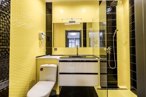 Balabana Yellow Apartment