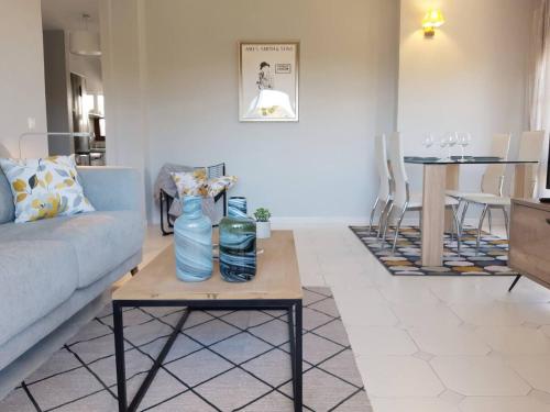 ☆Stylish 2BR with views to the sea & near golf - image 11