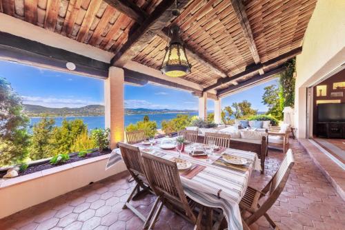 Villa with Magic view of Bay of Saint Tropez