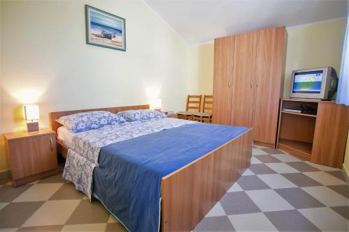  Apartment Danica with Terrace in Poreč