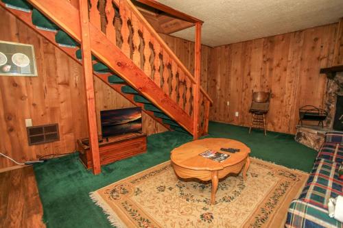 Forest Walk by Big Bear Cool Cabins - image 2