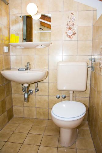 Bella Vista Apartments - image 6